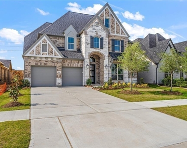 29114 Hauter Way - Photo Thumbnail 1