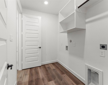 29114 Hauter Way - Photo Thumbnail 33