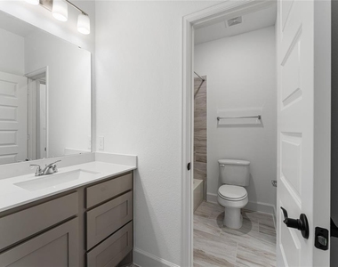 29114 Hauter Way - Photo Thumbnail 39
