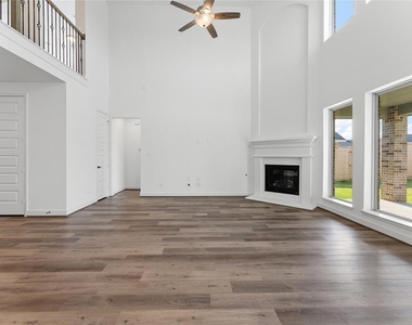 29114 Hauter Way - Photo Thumbnail 42