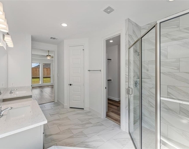 29114 Hauter Way - Photo Thumbnail 32