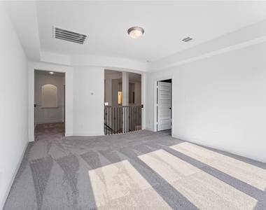 29114 Hauter Way - Photo Thumbnail 37