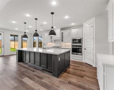29114 Hauter Way - Photo Thumbnail 16