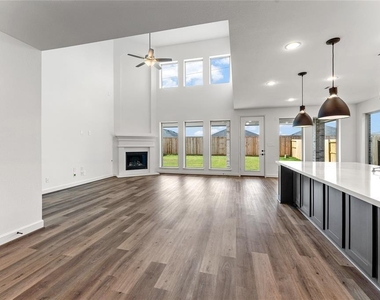 29114 Hauter Way - Photo Thumbnail 12