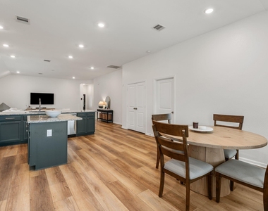 15806 Tullich Knoll Drive - Photo Thumbnail 18