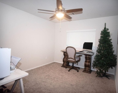 12727 Taymouth Manor Drive - Photo Thumbnail 27