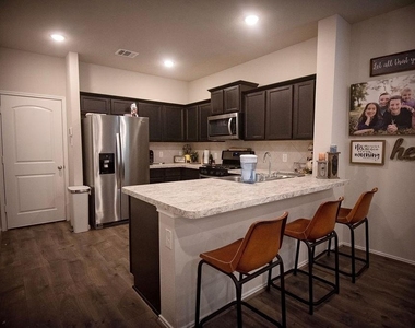 12727 Taymouth Manor Drive - Photo Thumbnail 10