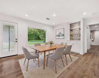 10819 Oasis Drive - Photo Thumbnail 8