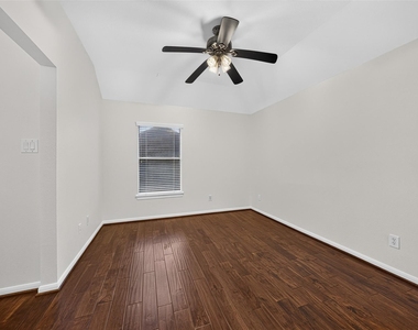 21810 Blossom Brook Lane - Photo Thumbnail 40