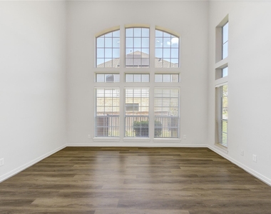 3007 Mullingar Walk - Photo Thumbnail 8