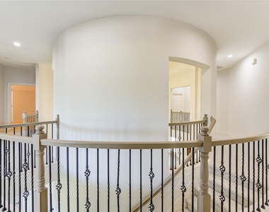 3007 Mullingar Walk - Photo Thumbnail 42