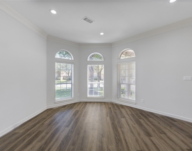 3007 Mullingar Walk - Photo Thumbnail 2