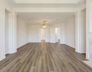3007 Mullingar Walk - Photo Thumbnail 28