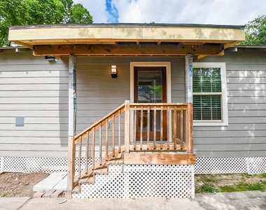 311 E 35th Street - Photo Thumbnail 28
