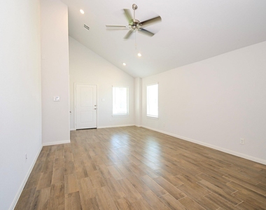 21534 Cypress Trellis Drive - Photo Thumbnail 11