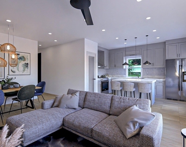 811 E 39th Street - Photo Thumbnail 27