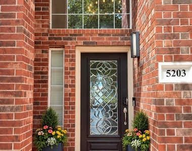 5203 Auckland Drive - Photo Thumbnail 1