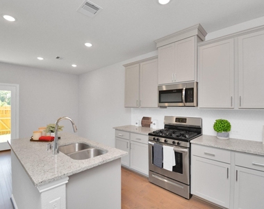 27911 Western Creek Court - Photo Thumbnail 3