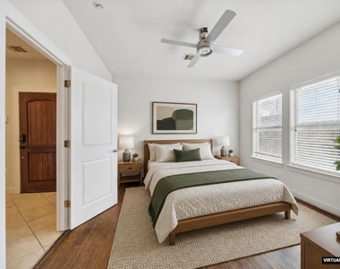 3041 Clinton Drive - Photo Thumbnail 4