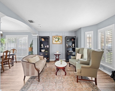 11906 Helene Court - Photo Thumbnail 5