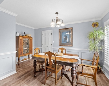 11906 Helene Court - Photo Thumbnail 7
