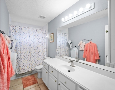 11906 Helene Court - Photo Thumbnail 22