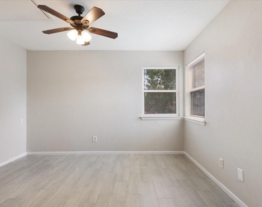 10254 Bridgeland Lane - Photo Thumbnail 11
