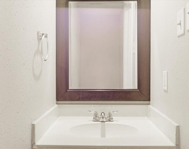 10254 Bridgeland Lane - Photo Thumbnail 5