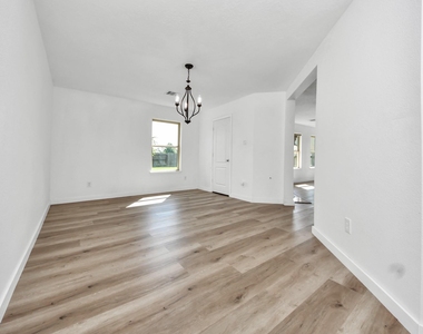 14314 Cypress Cascade Lane - Photo Thumbnail 15