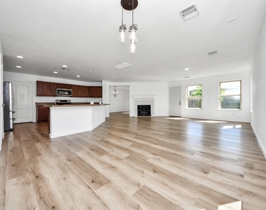 14314 Cypress Cascade Lane - Photo Thumbnail 11