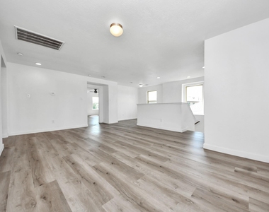 14314 Cypress Cascade Lane - Photo Thumbnail 18