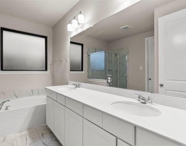 31418 Whitcombe Summit Way - Photo Thumbnail 12