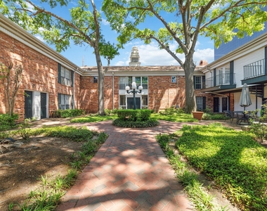 3400 Timmons Lane - Photo Thumbnail 16