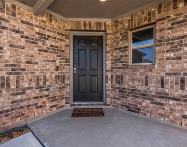 25483 Carnation Court - Photo Thumbnail 4