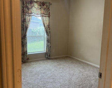 5551 Linden Rose Ln Lane - Photo Thumbnail 14