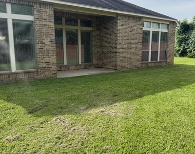 5551 Linden Rose Ln Lane - Photo Thumbnail 16