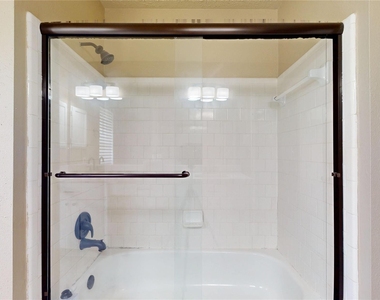 1022 Manorglen Drive - Photo Thumbnail 30