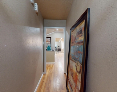 1022 Manorglen Drive - Photo Thumbnail 23