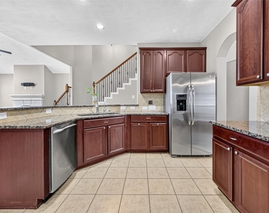 4507 Lakefront Terrace Drive - Photo Thumbnail 6