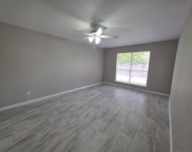 6607 Pouter Drive - Photo Thumbnail 8