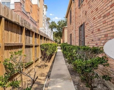 2255 Braeswood Park Drive - Photo Thumbnail 23