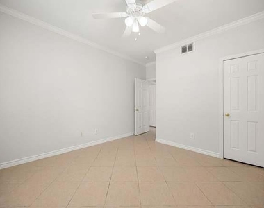 2255 Braeswood Park Drive - Photo Thumbnail 18