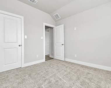 21034 Shore Oak Drive - Photo Thumbnail 12
