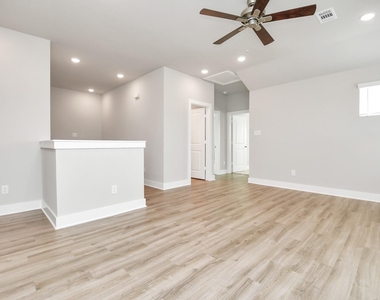 21034 Shore Oak Drive - Photo Thumbnail 9