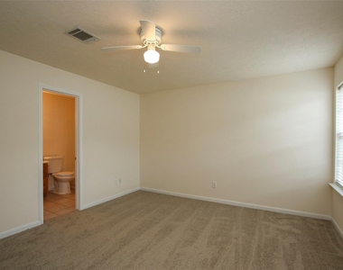 1210 Robert Street - Photo Thumbnail 26