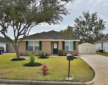 1210 Robert Street - Photo Thumbnail 4