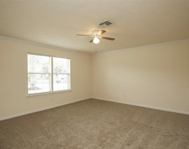 1210 Robert Street - Photo Thumbnail 22