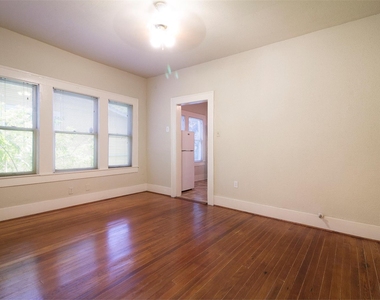 303 Northwood Street - Photo Thumbnail 14