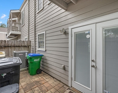 11710 Southlake Drive - Photo Thumbnail 23