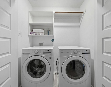 12806 Crombie Drive - Photo Thumbnail 11